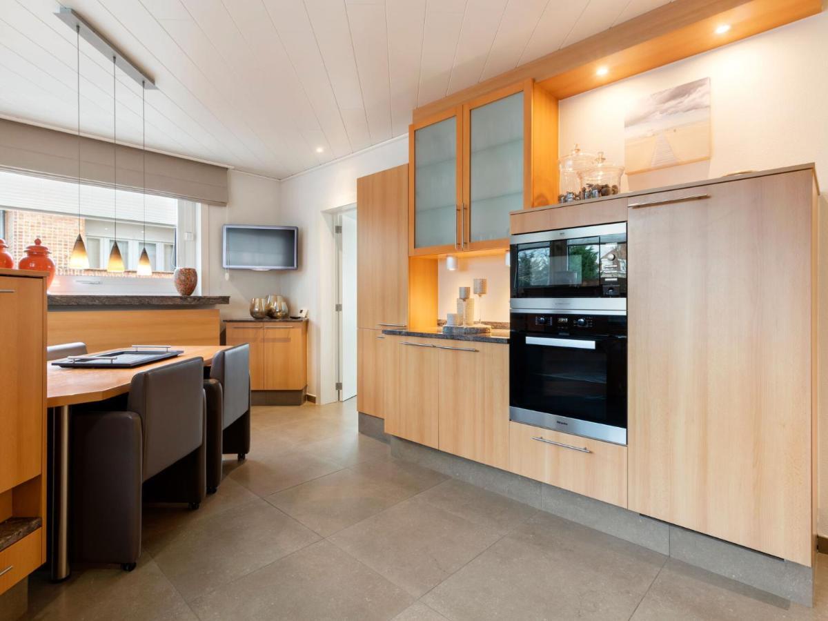 Ferienhaus Elegant In With Sauna *